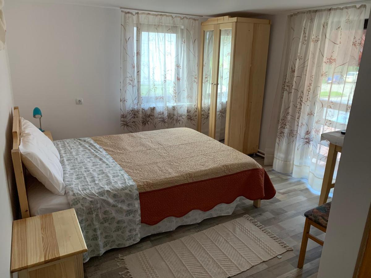 La Mariuca Hotel Bicaz Buitenkant foto